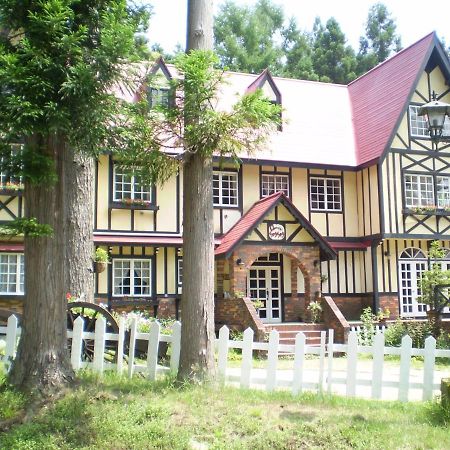ペンション ちゃうちゃう Bed and Breakfast Hakuba Eksteriør billede
