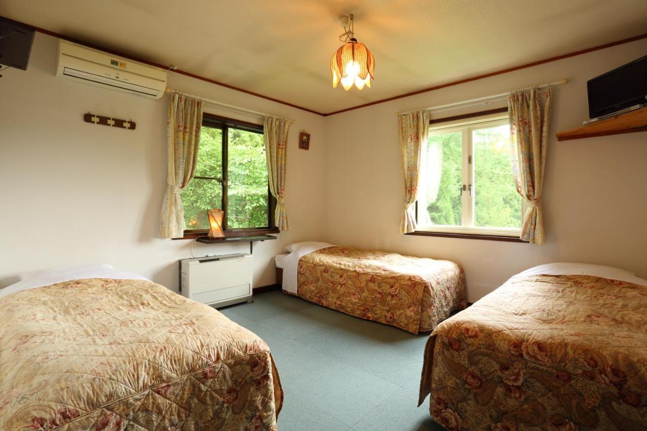 ペンション ちゃうちゃう Bed and Breakfast Hakuba Eksteriør billede